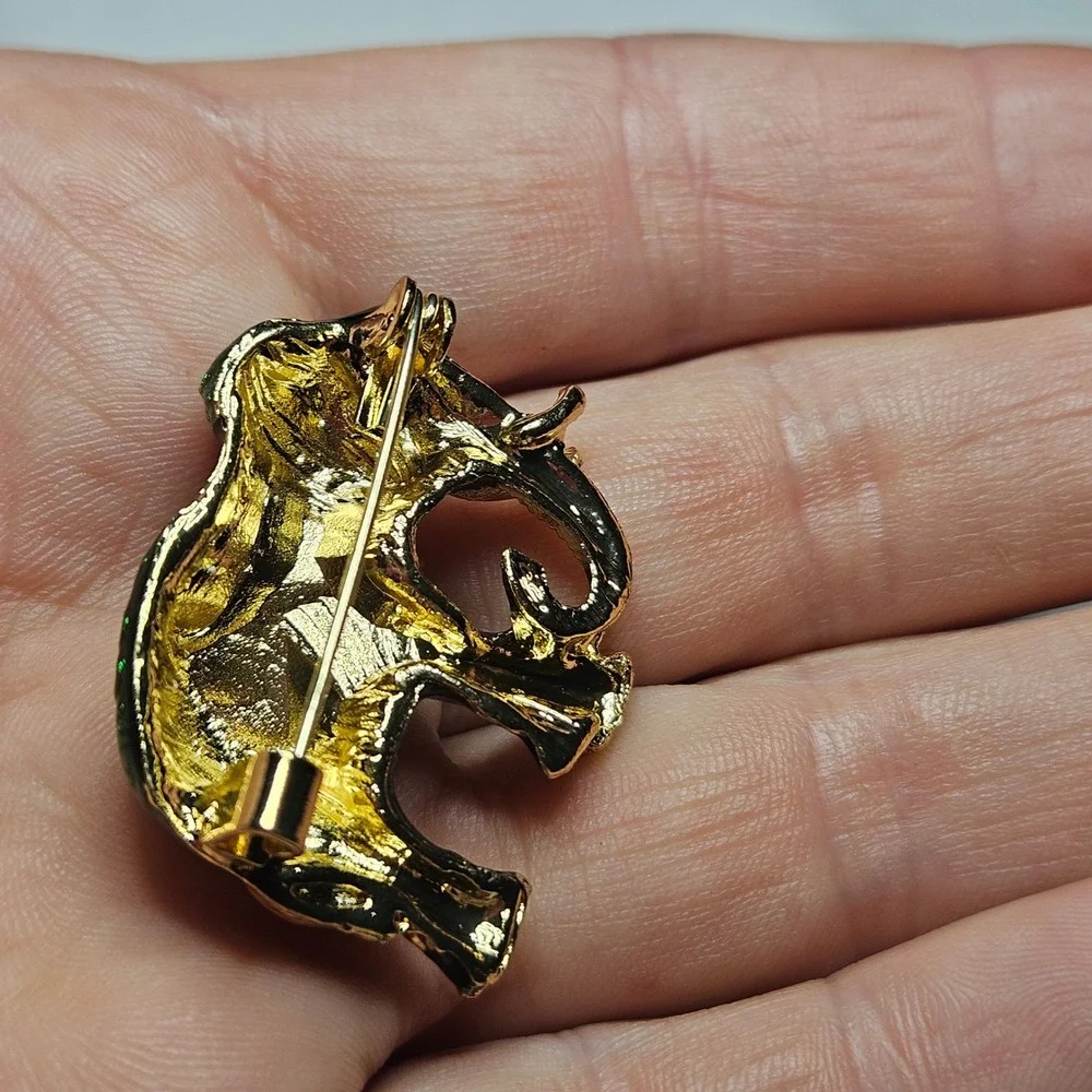 Elephant Brooch Pin Womens OS Black Green Gold Enamel Lucky Animal Boho